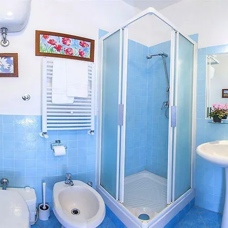Hotell Insieme 3*